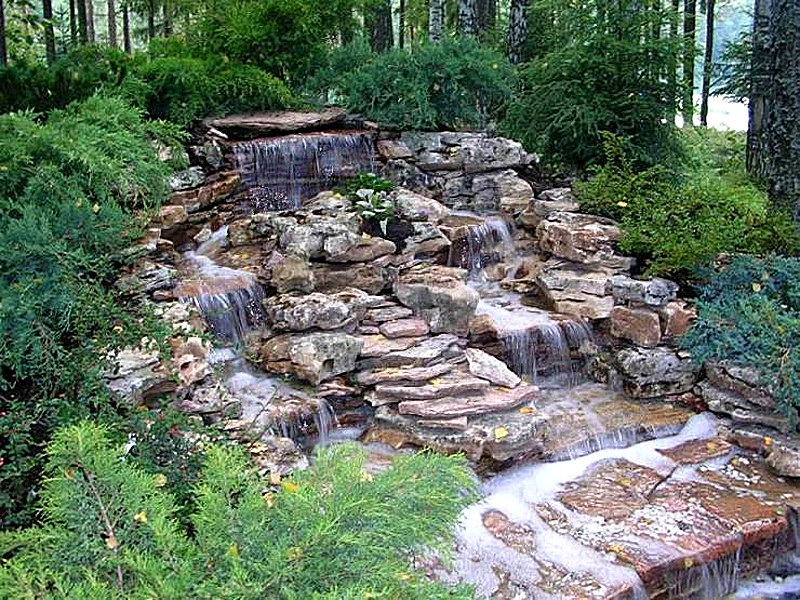 Пруд, фонтан или водопад