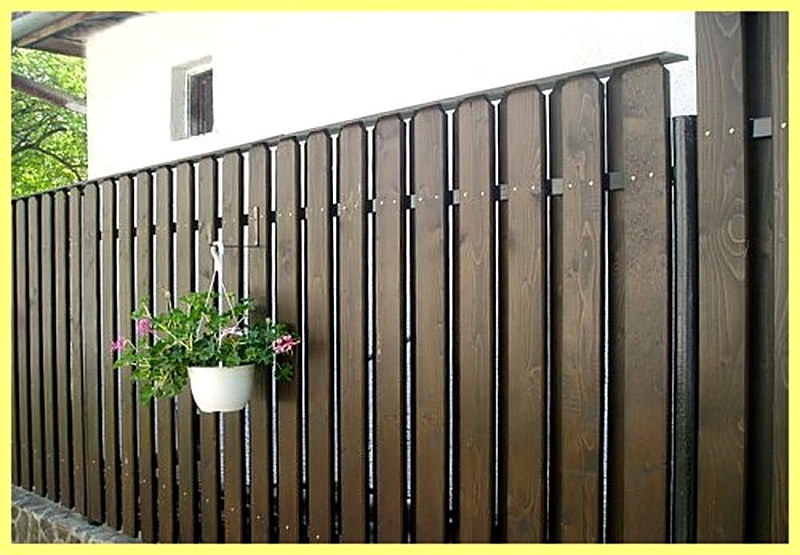 Деревянный забор решетка