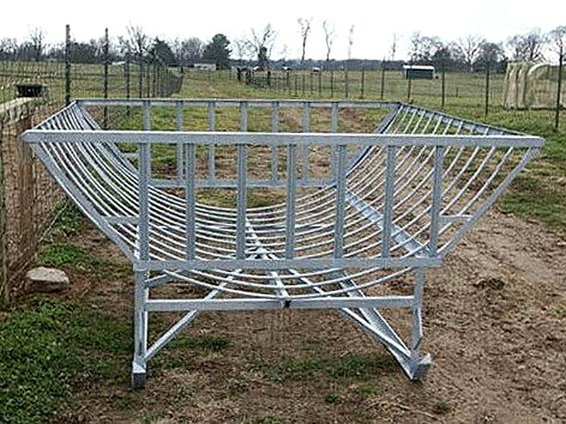 Кормушка для овец из металла