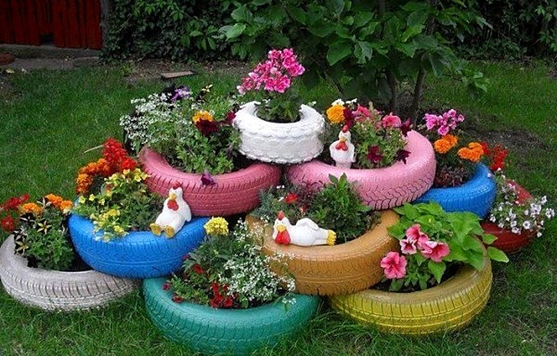 Вертикальные грядки из старых шин
