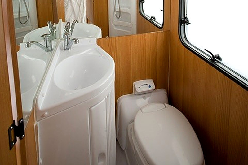 5640757-mclouis-lagan-250-se-3