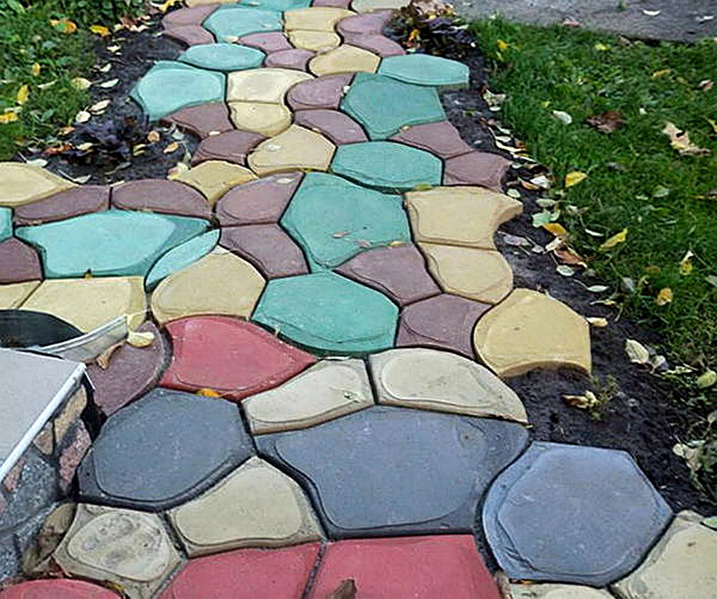 Декорируем плитку на даче