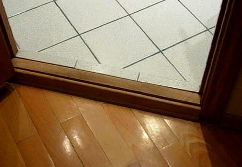 Деревянные межкомнатные пороги