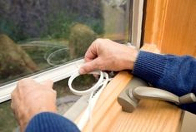 Утепление пластиковых окон на зиму своими руками