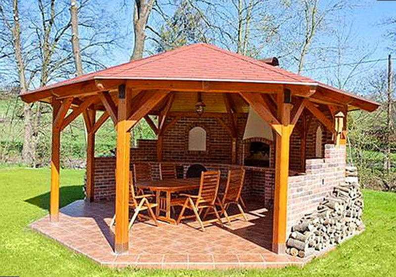 Дачные беседки с мангалом и барбекю