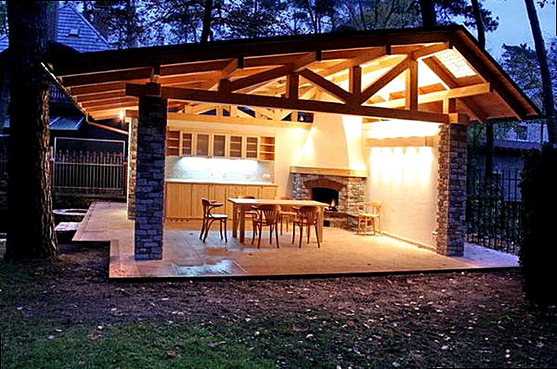 Угловые беседки с мангалом