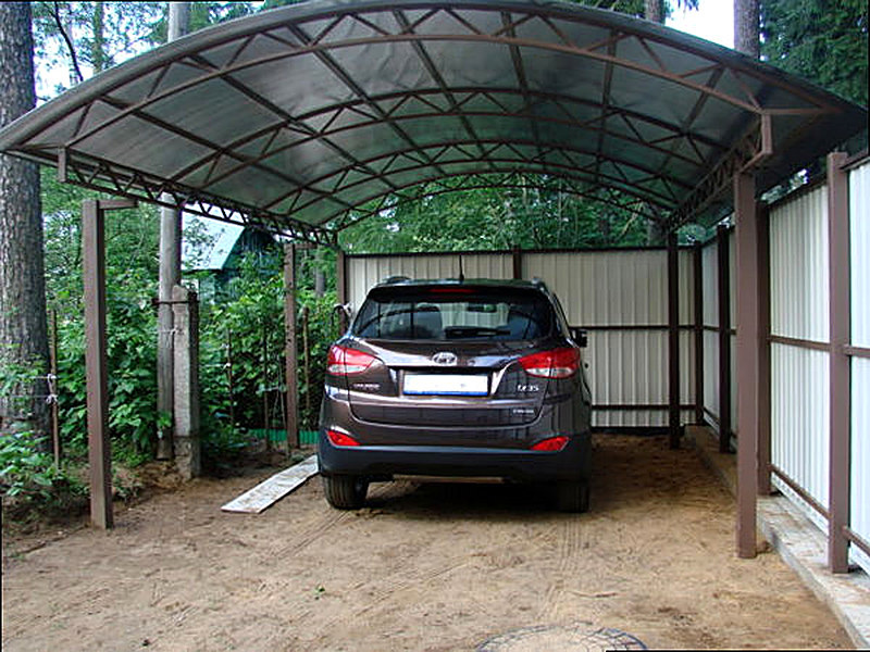 Навесы для автомобилей из поликарбоната