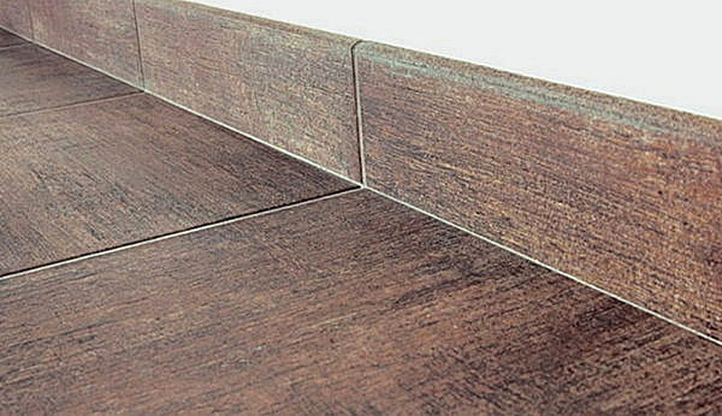 Керамические напольные плинтуса