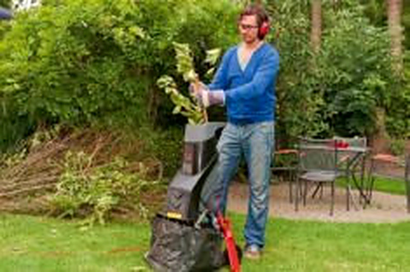 Садовый измельчитель для травы и веток купить