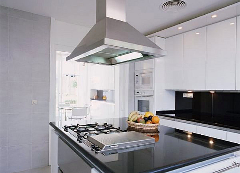 Как выбрать вытяжку для кухни тонкости